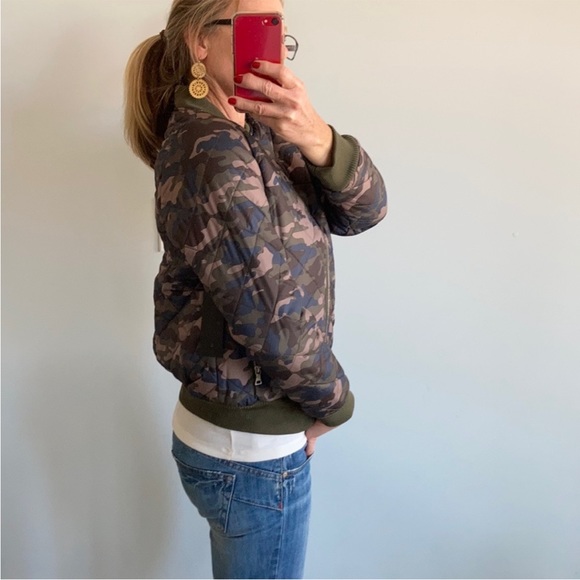 Quilted Camouflage Bomber Style Jacket - Picture 4 of 7